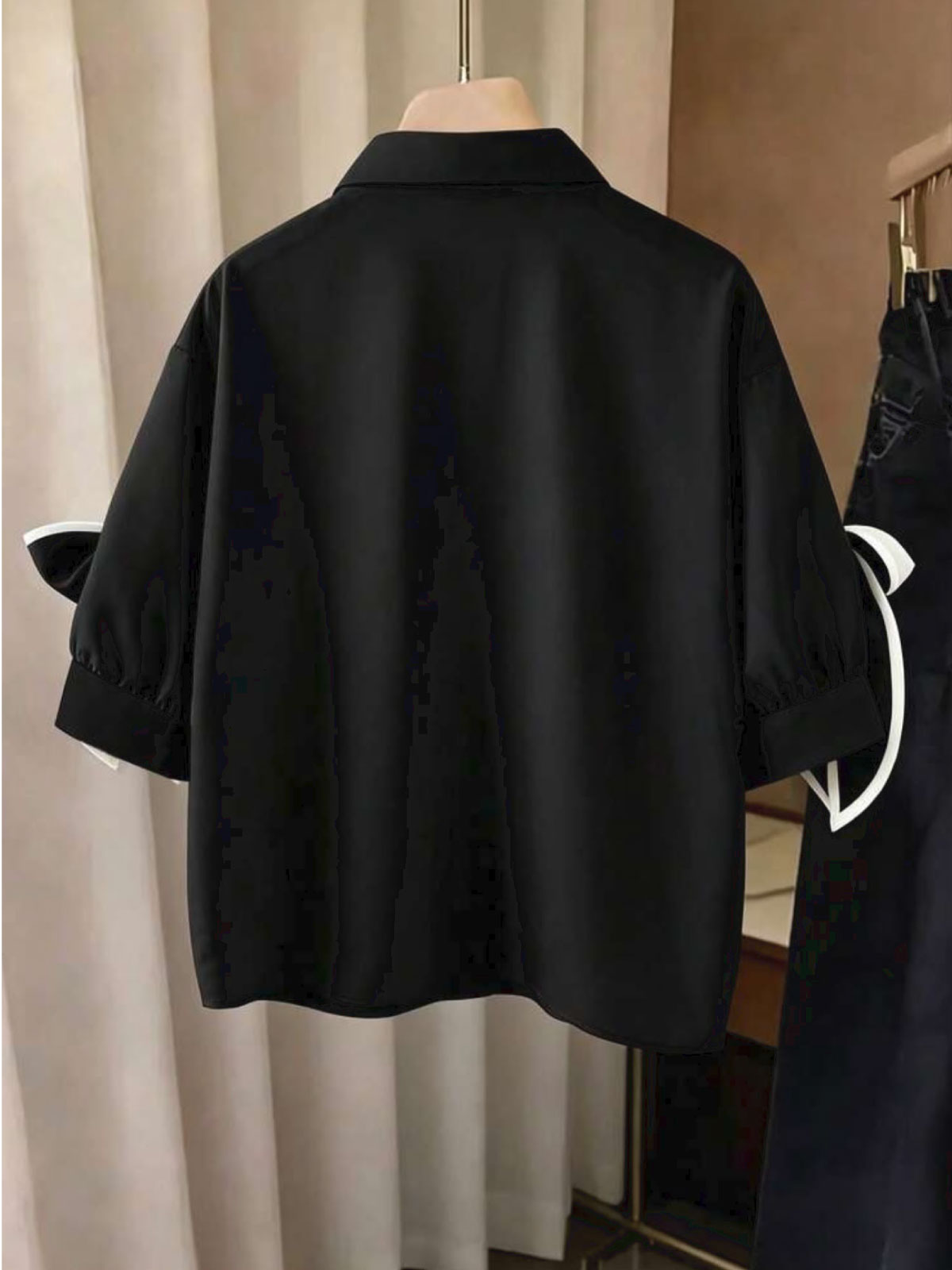 Black Top with Bow – DS06