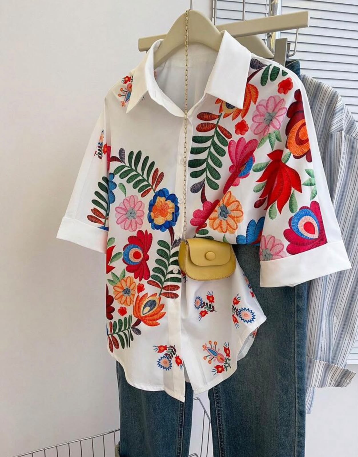 Embroidered Floral Shirt – DS03