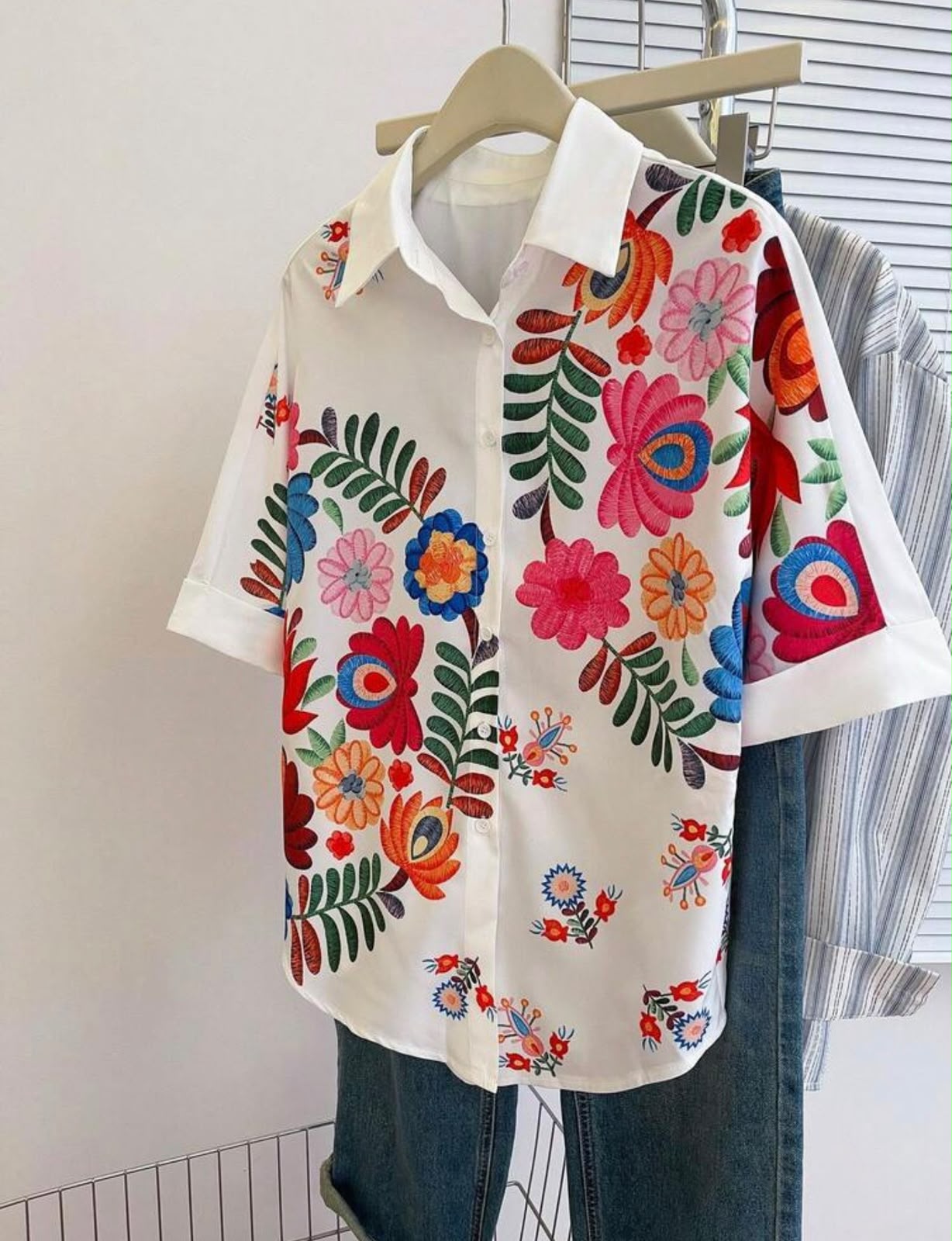 Embroidered Floral Shirt – DS03
